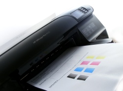 HP Officejet 8100 pro beim Ausdrucken einer Testseite