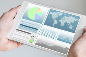 Tablet mit Business Daten
