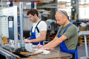 Arbeitsplatz Industrie mit Werkbank
