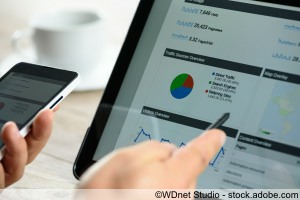 Online Marketing mit Tablet und PC